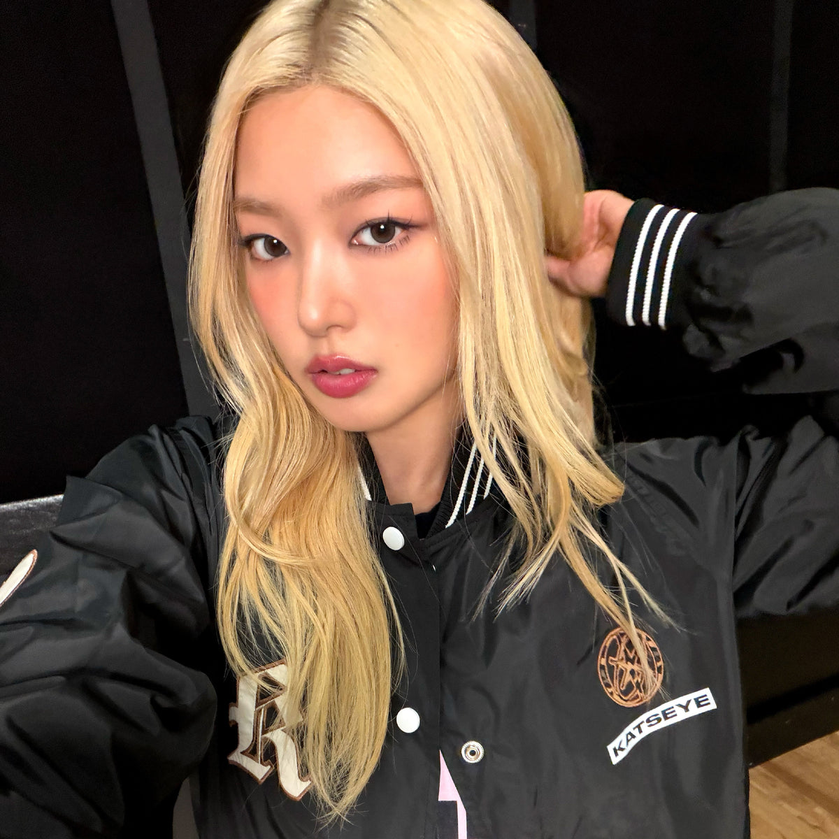 WILDWORLD Stadium Jacket Yoonchae