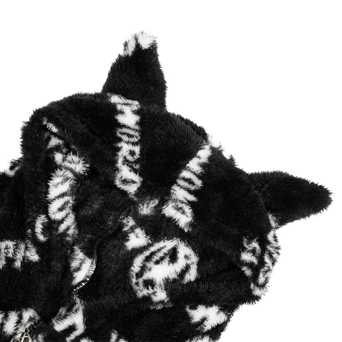 Cat Ear Blanket Zip-Up Hood Detail