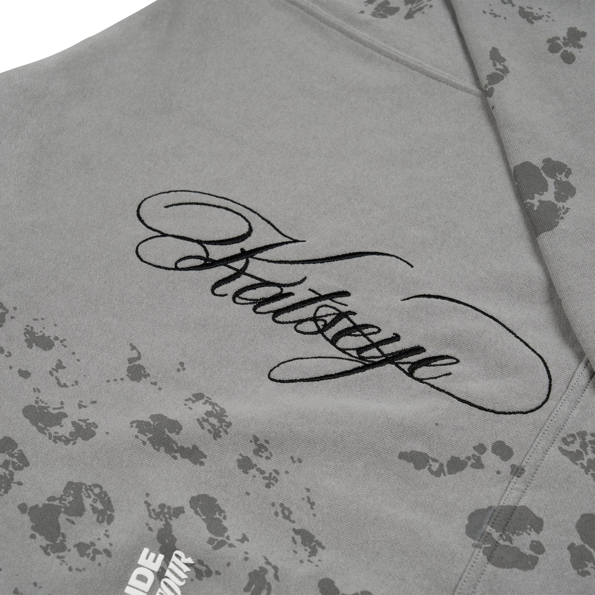 WILDWORLD Animal Print Pullover Hoodie Katseye Detail