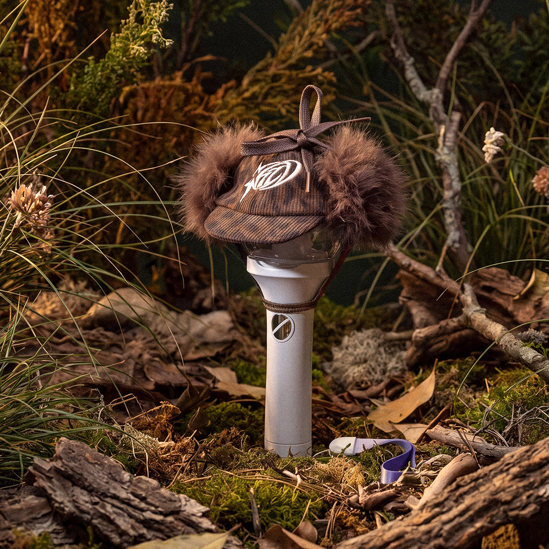 Official Light Stick WILD Faux-Fur Cap Lifestyle