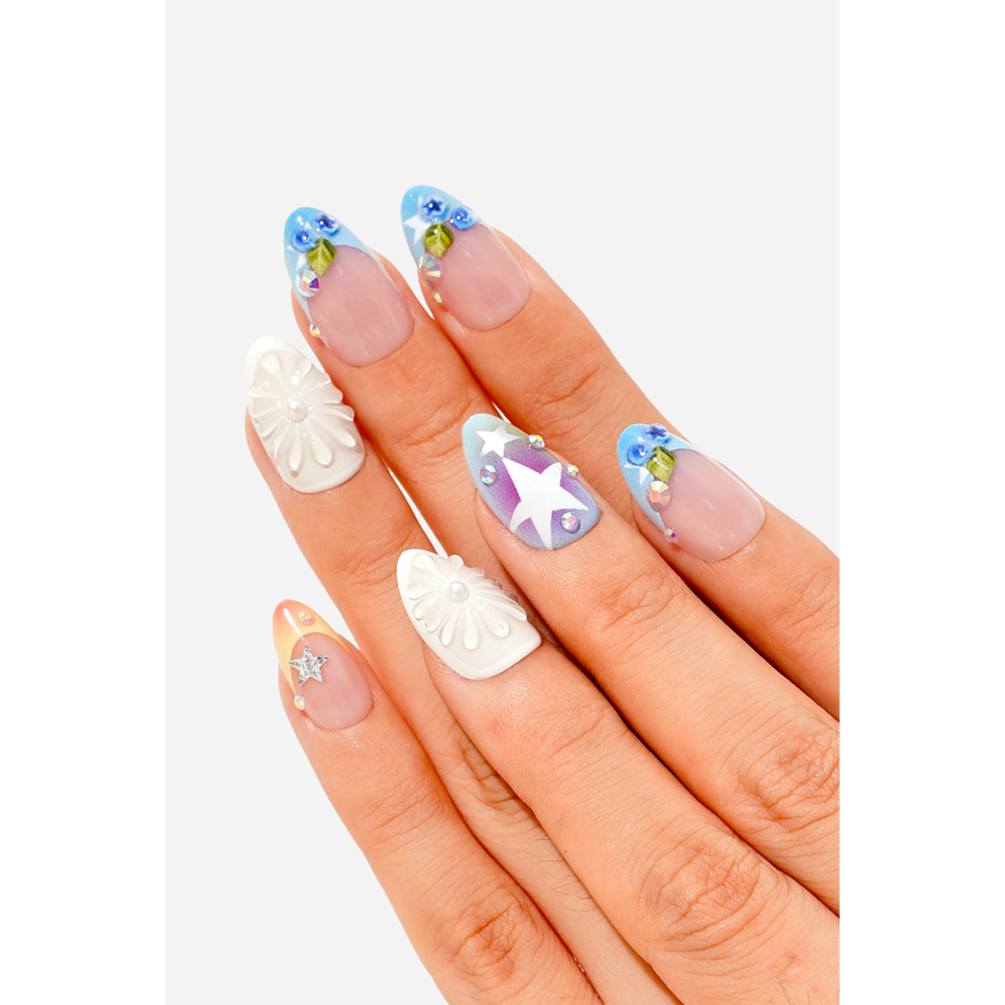 KATSEYE HOOTIE FRUTTI Press-On Nails On Hand