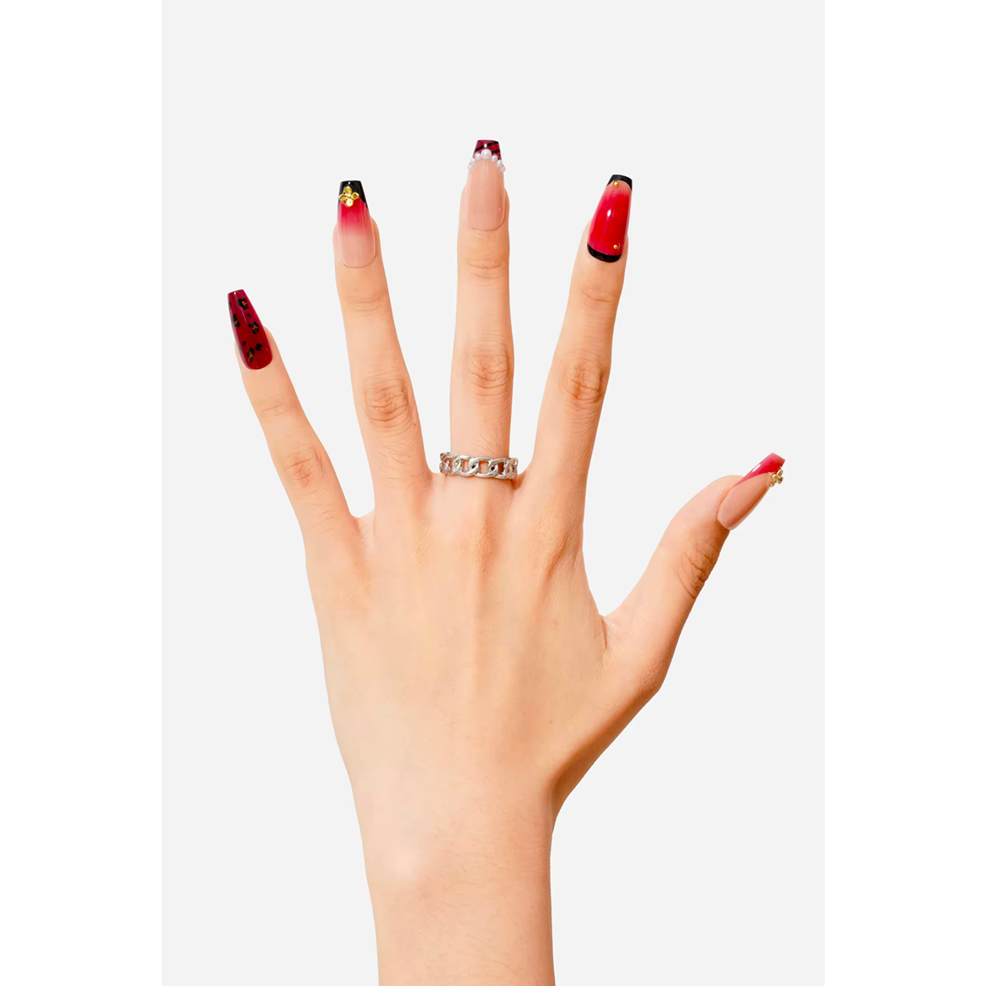 KATSEYE ANIMAL Press-On Nails On Hand