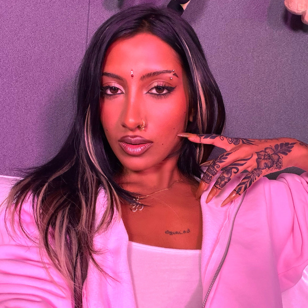 Desert Zip-up Hoodie Lifestyle Shot 2 