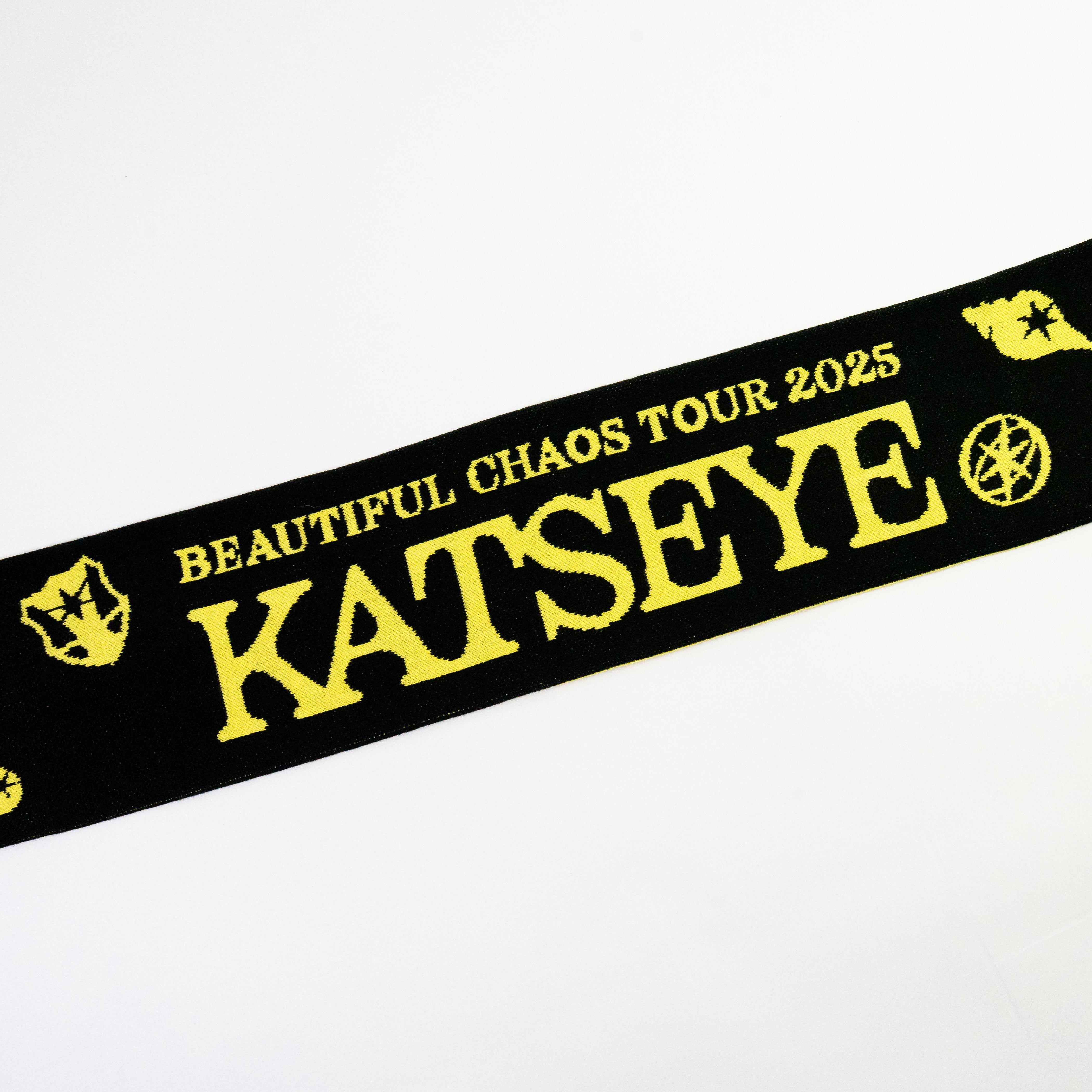 BEAUTIFUL CHAOS Slogan Muffler Detail