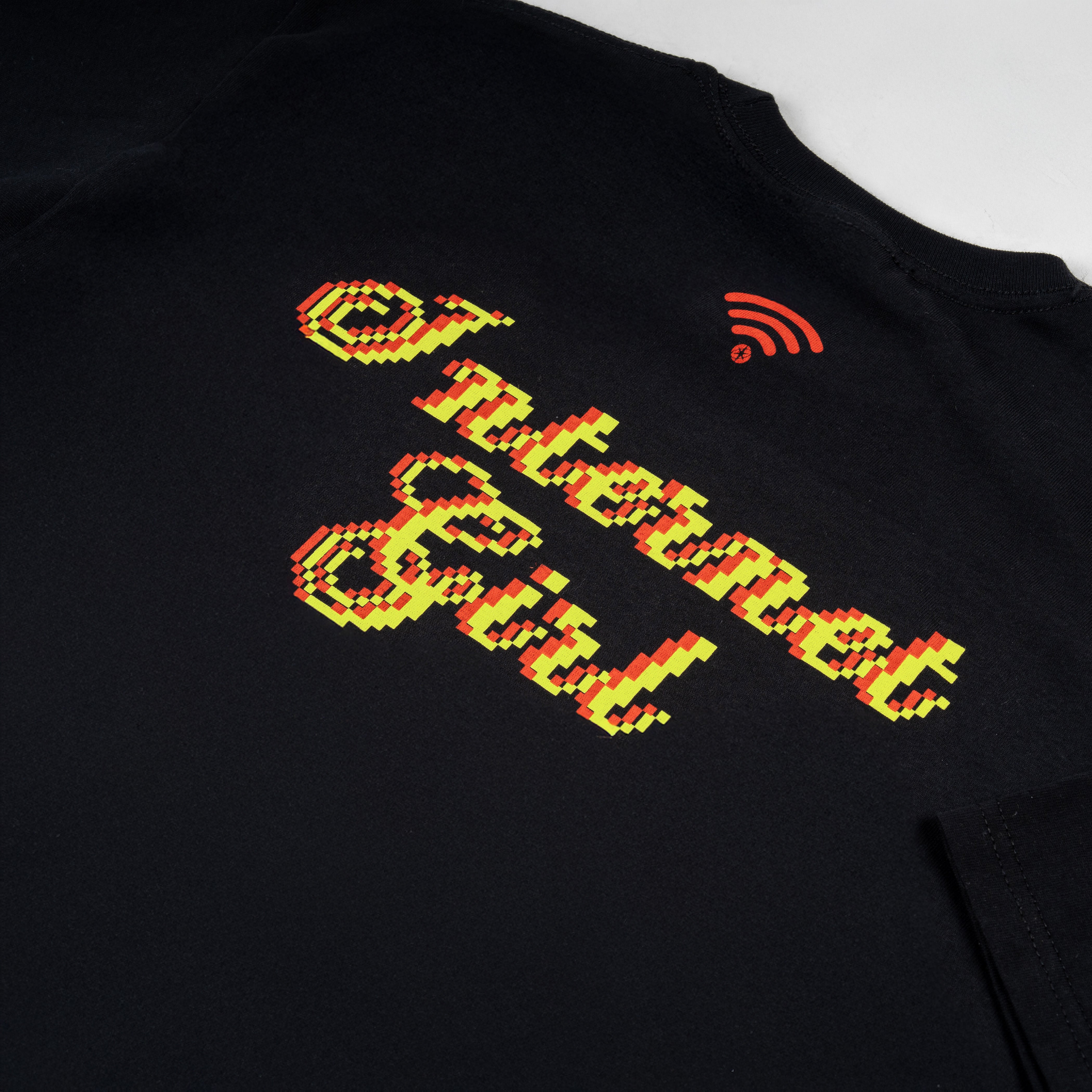 KATSEYE Internet Girl S / S Tシャツ Internet Girl T-Shirt - KATSEYE Official Store