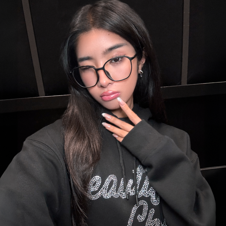 BEAUTIFUL CHAOS Hoodie Sophia