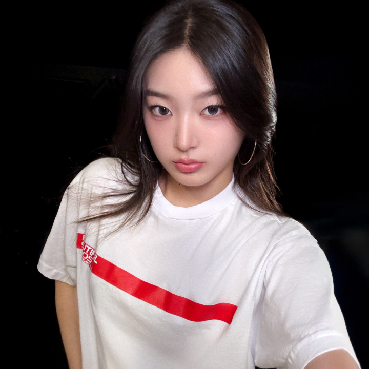 BEAUTIFUL CHAOS Routing T-Shirt (White) Yoonchae